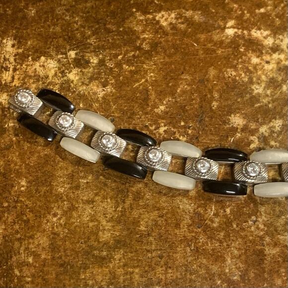 Judith Ripka Bracelet Sterling Silver, Black Onyx, MOP, and CZ Hinged 7.75 Inch - Picture 8 of 11